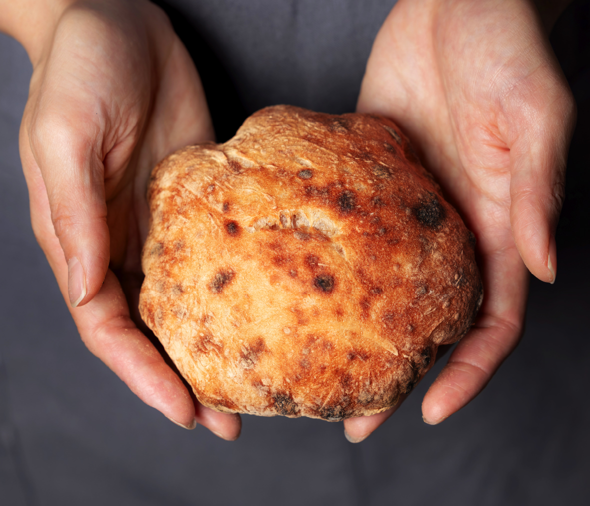 無垢のパン｜石臼と薪窯パン